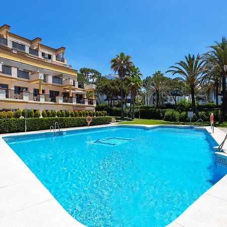 Romana Playa 132 Apartment By Ghr Rentals Marbella Eksteriør bilde